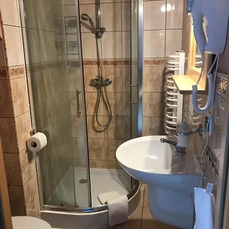 Janosik Guest house 3*